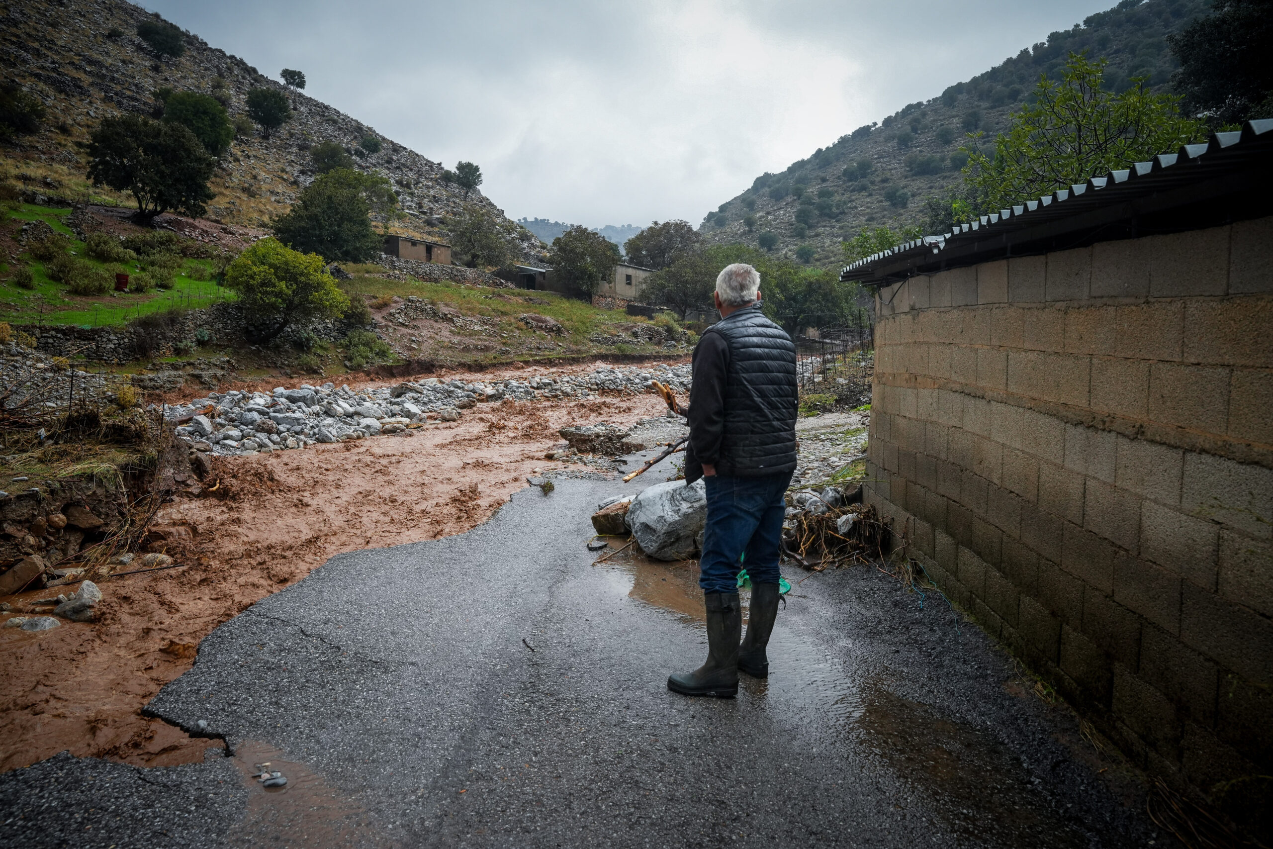 ΣΥΝΕΧΙΖΕΤΑΙ ΓΙΑ 3Η ΗΜΕΡΑ Η ΚΑΚΟΚΑΙΡΙΑ ΠΟΥ ΠΛΗΤΤΕΙ ΤΗΝ ΚΡΗΤΗ /ΚΑΤΑΣΤΡΟΦΕΣ ΑΠΟ ΤΟΝ ΜΕΓΑΛΟ ΟΓΚΟ ΝΕΡΟΥ (ΑΝΤΩΝΗΣ ΖΟΥΡΙΔΑΚΗΣ/EUROKINISSI)03/10/2026 15:10:36