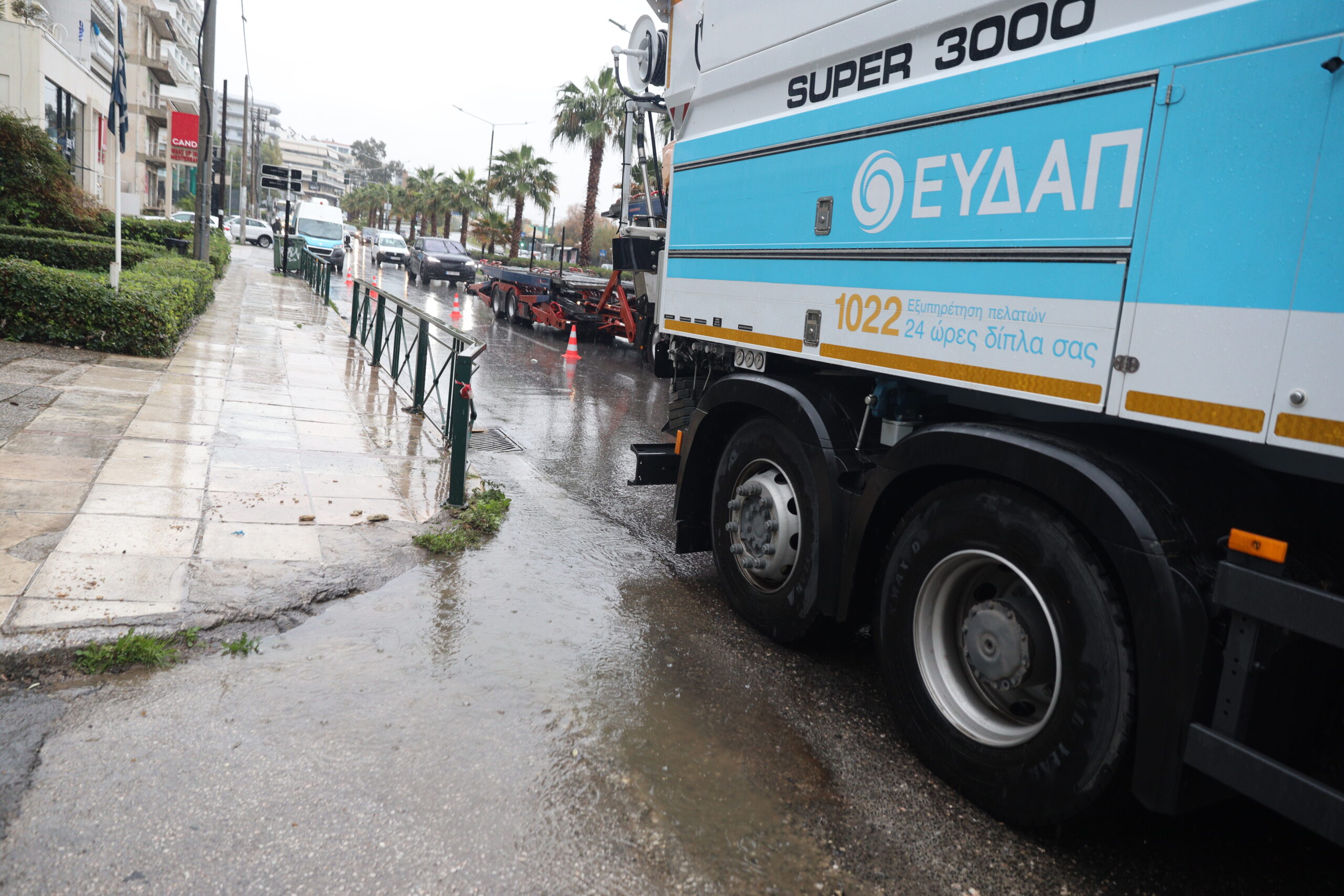 ΕΥΔΑΠ: Ετοιμότητα για την κακοκαιρία – Νέα έργα αποχέτευσης στον Άλιμο (Βίντεο)