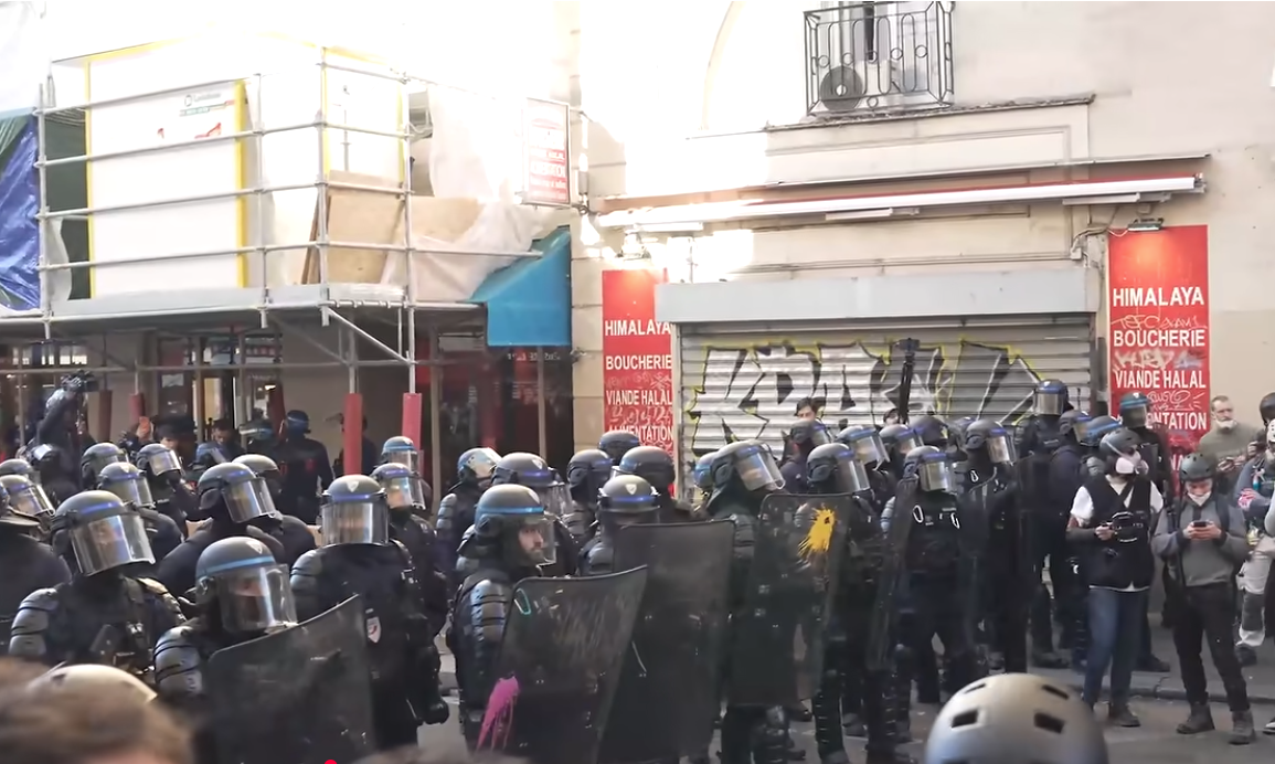 Γαλλία: Στα χαρακώματα πριν από τις διαδηλώσεις – Μάχη για τη διαδρομή στο Παρίσι, απαγορεύσεις και «Κίτρινα Γιλέκα» (Βίντεο)