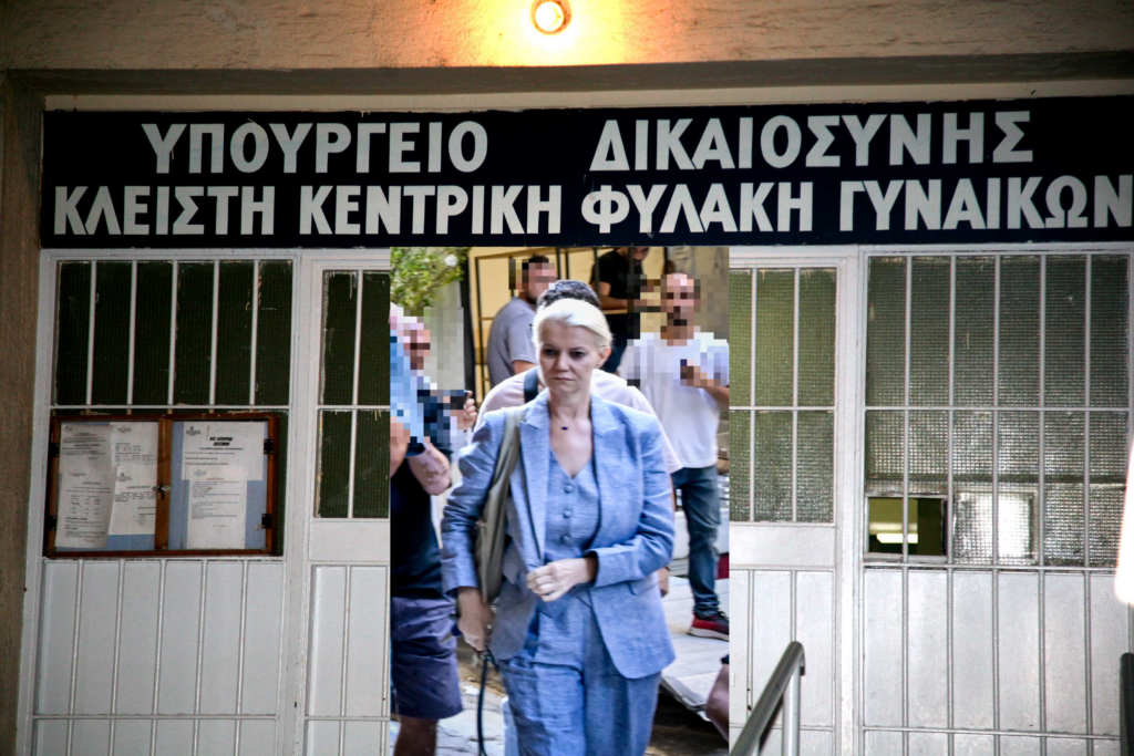 Θάνατος Μαζωνάκη: Έκανε μέθη και πλασμαφαίρεση ακόμη και στην κόρη της η γιατρός (Βίντεο)