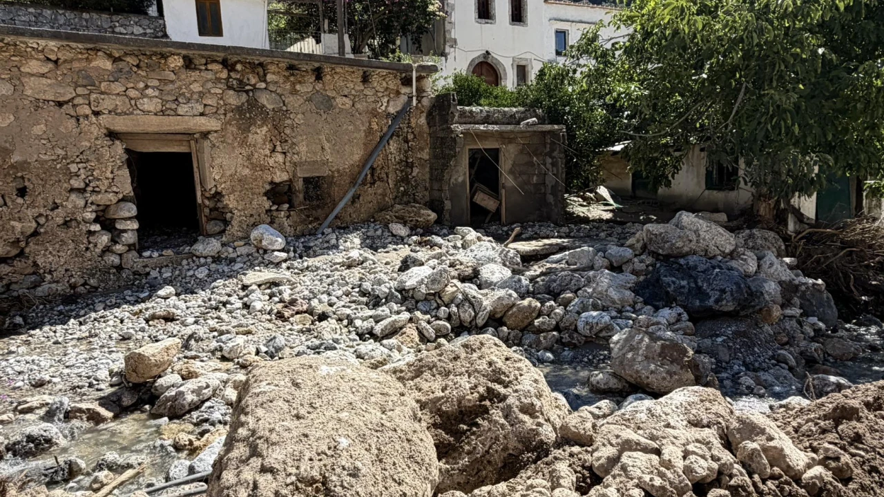 Κακοκαιρία στην Κρήτη: 137 έλεγχοι από τα κλιμάκια – 10 ακατάλληλα κτίρια