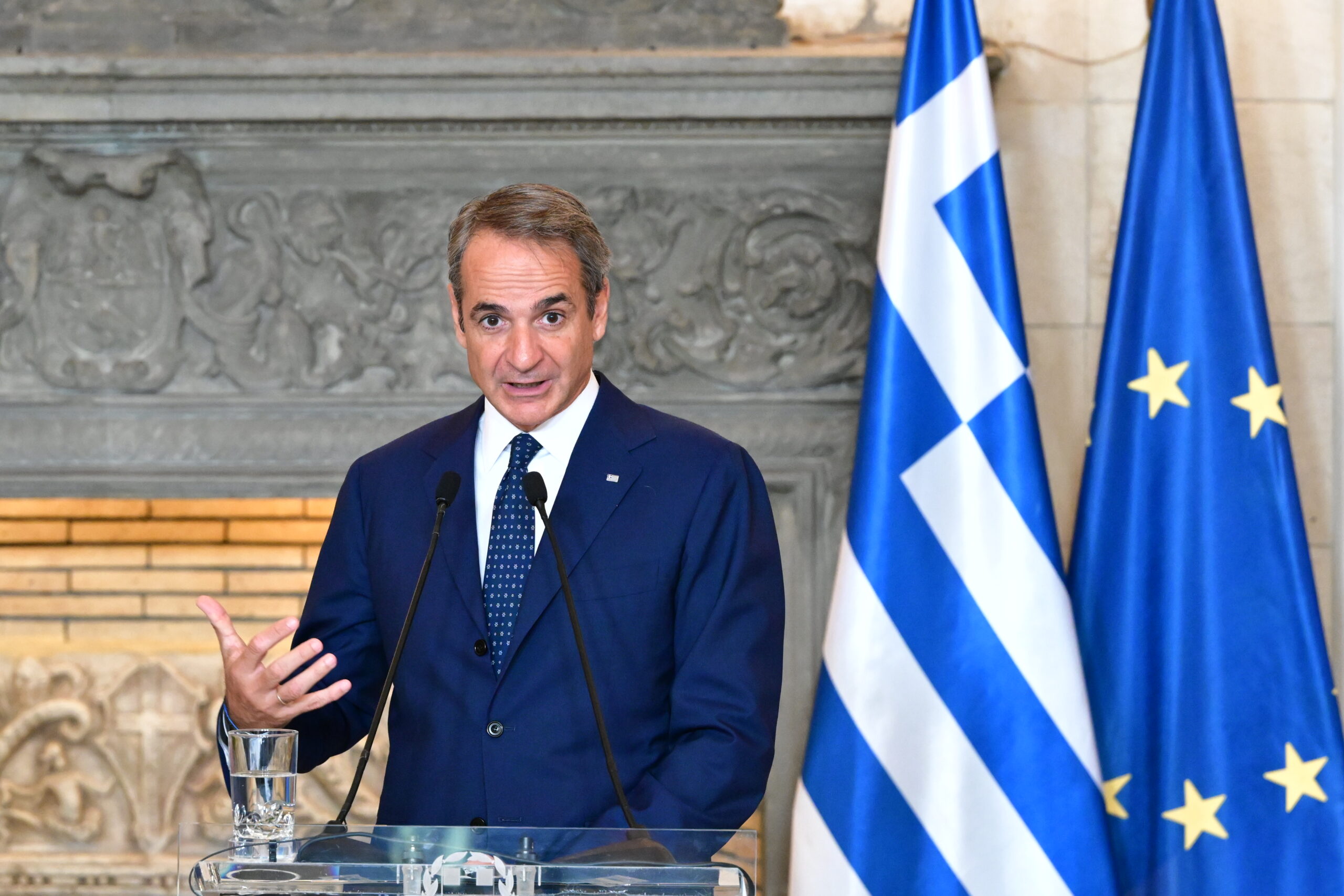 Μητσοτάκης: «Κοινή υπόθεση η προάσπιση της κυριαρχίας των μελών της Ε.Ε. και του ΝΑΤΟ» – Αιχμηρό μήνυμα στην Τουρκία (Βίντεο)