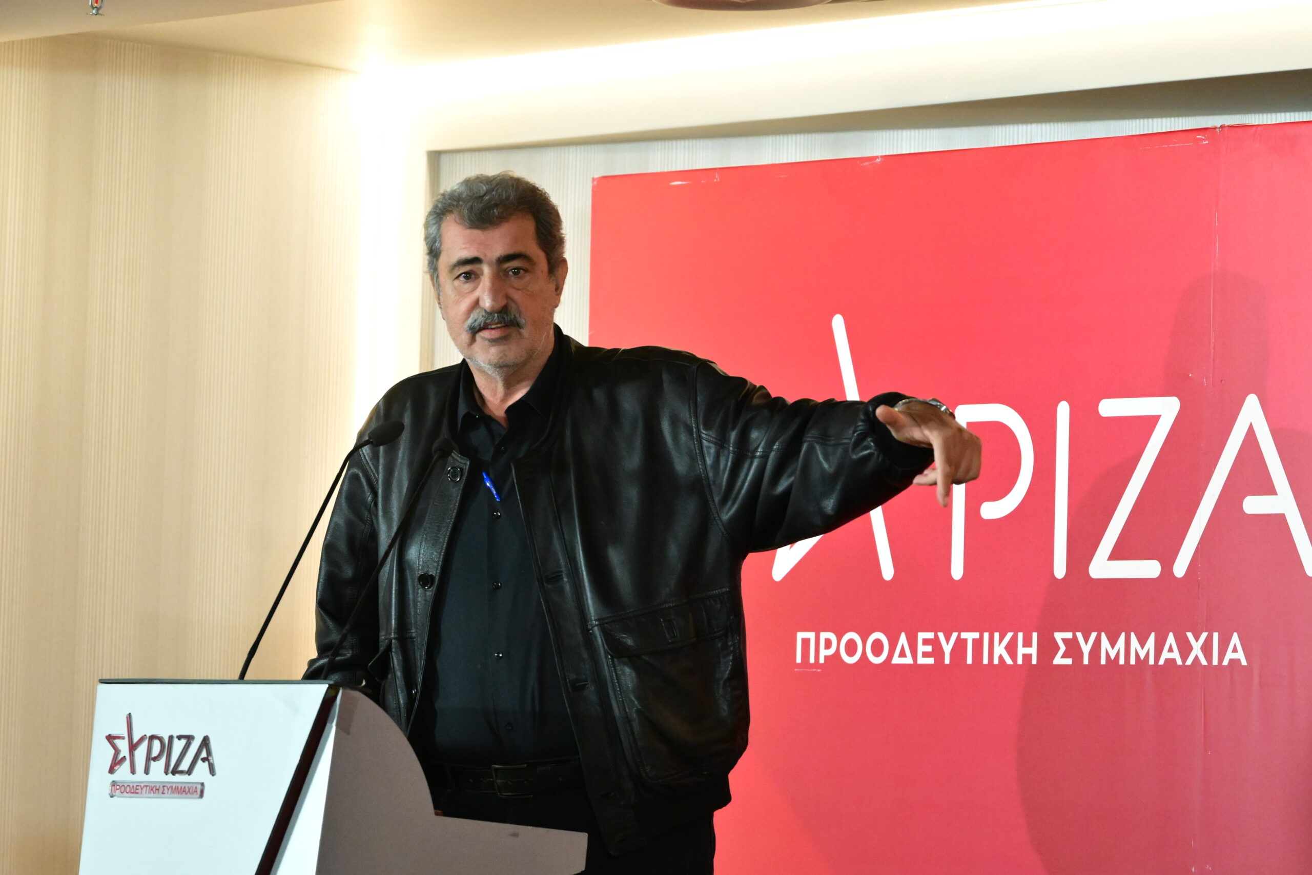 ΣΥΡΙΖΑ: «Όχι» στην πρόταση Πολάκη για Συνέδριο και εκλογή αρχηγού
