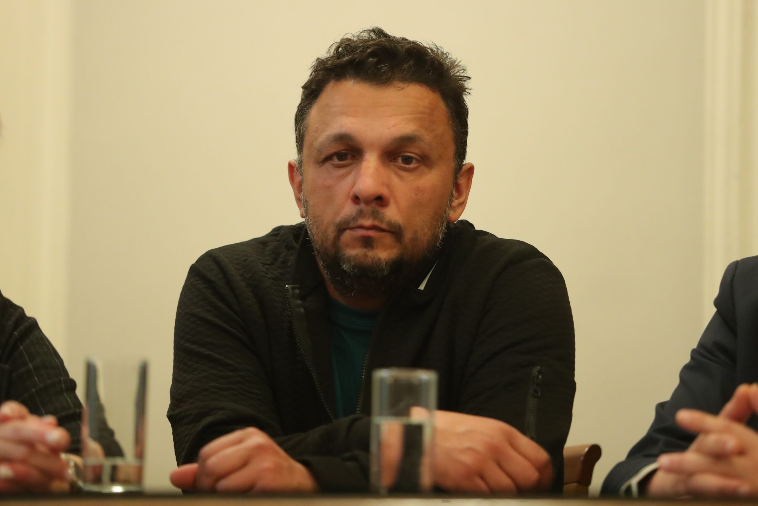 Τέμπη: «Ένας χρόνος εμπαιγμού και αδράνειας» – Σφοδρές καταγγελίες από τους δικηγόρους της οικογένειας Ρούτσι