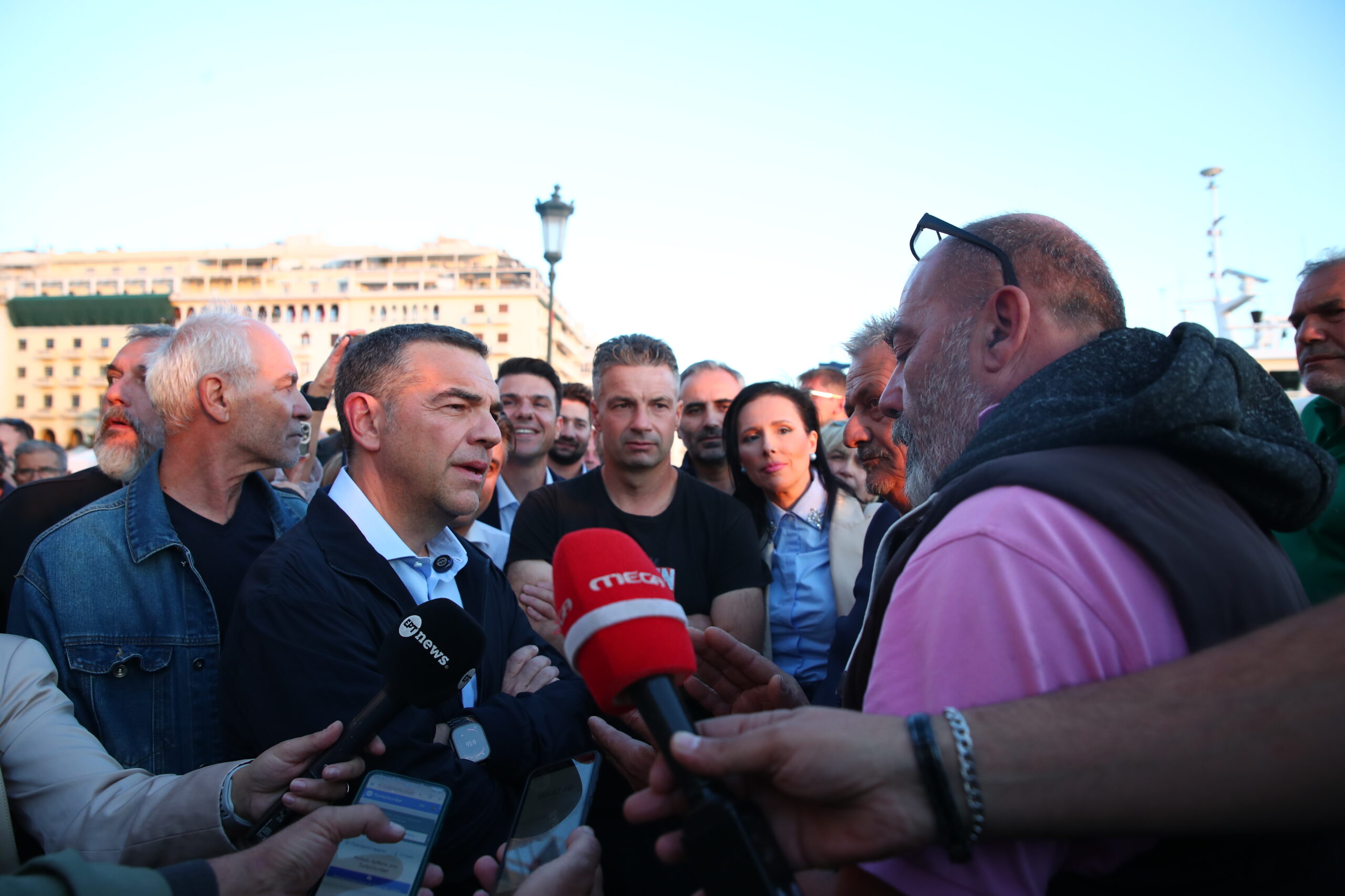Τσίπρας στη Θεσσαλονίκη: Συνάντηση με αλιείς και επαγγελματίες του κλάδου
