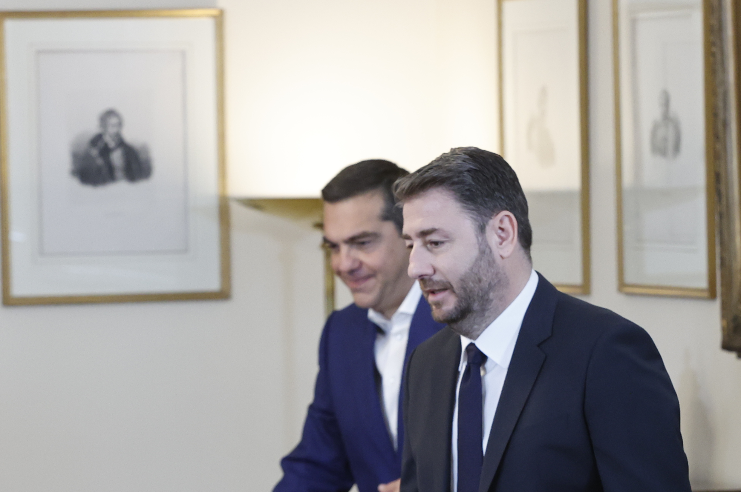 Μακελειό ανάμεσα σε ΠΑΣΟΚ και ΕΛΑΣ!
