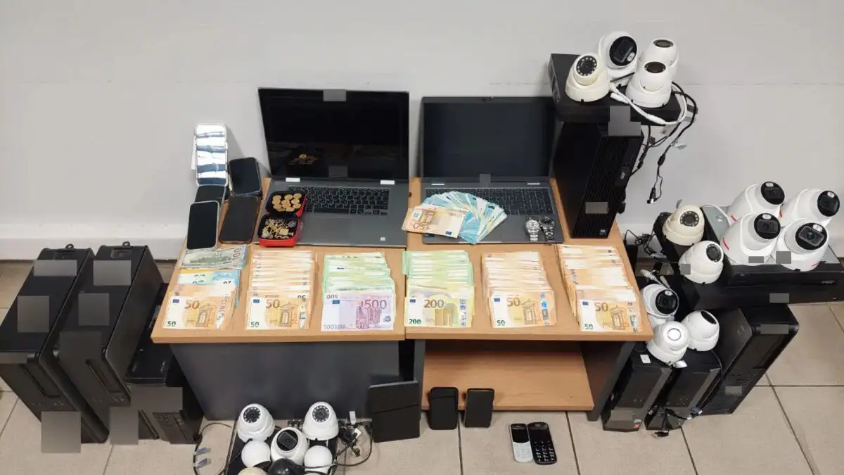 Παράνομος τζόγος στη Θεσσαλονίκη: Ειδικό λογισμικό καθόριζε τους νικητές – Panic button για τους αστυνομικούς (Βίντεο)